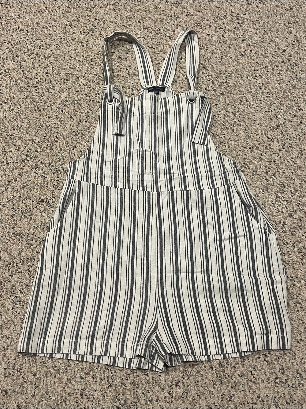 Hearts & Hips Striped Black & Womens Large Romper Short Overalls
